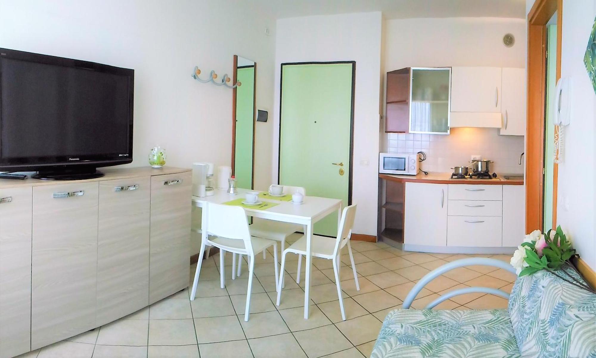 Green Holiday Wohnung Mit Schwimmbad ビビオーネ エクステリア 写真